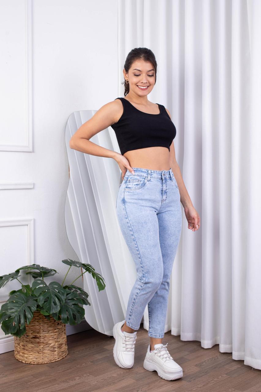 PANTALรN MOM CONFORT